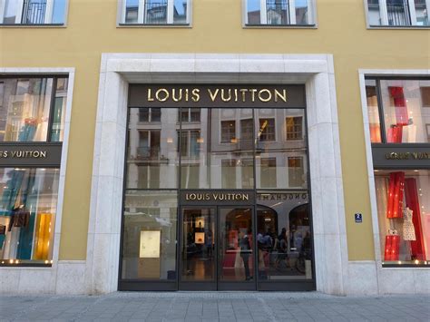 louis vuitton gebraucht münchen|louis vuitton münchen germany.